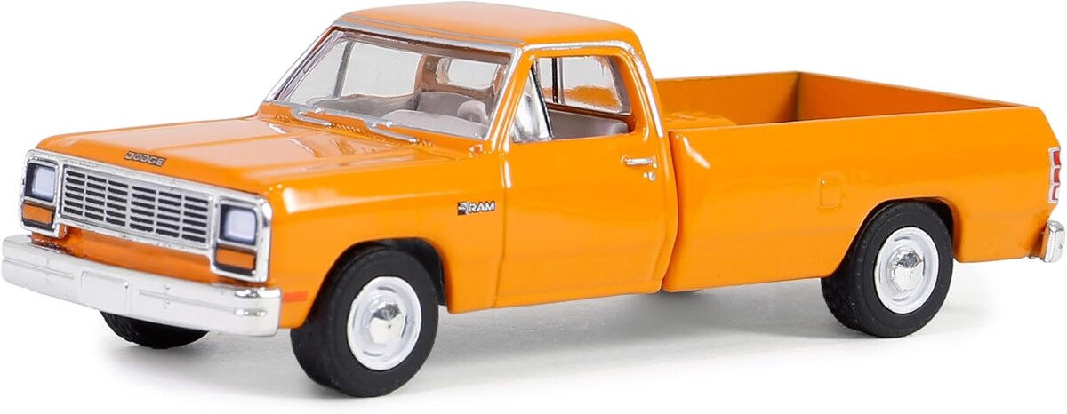Greenlight 1/64 Blue Collar Collection Series 13- 1982 Dodge Ram D-250 Pickup 35280-C - Thumbnail