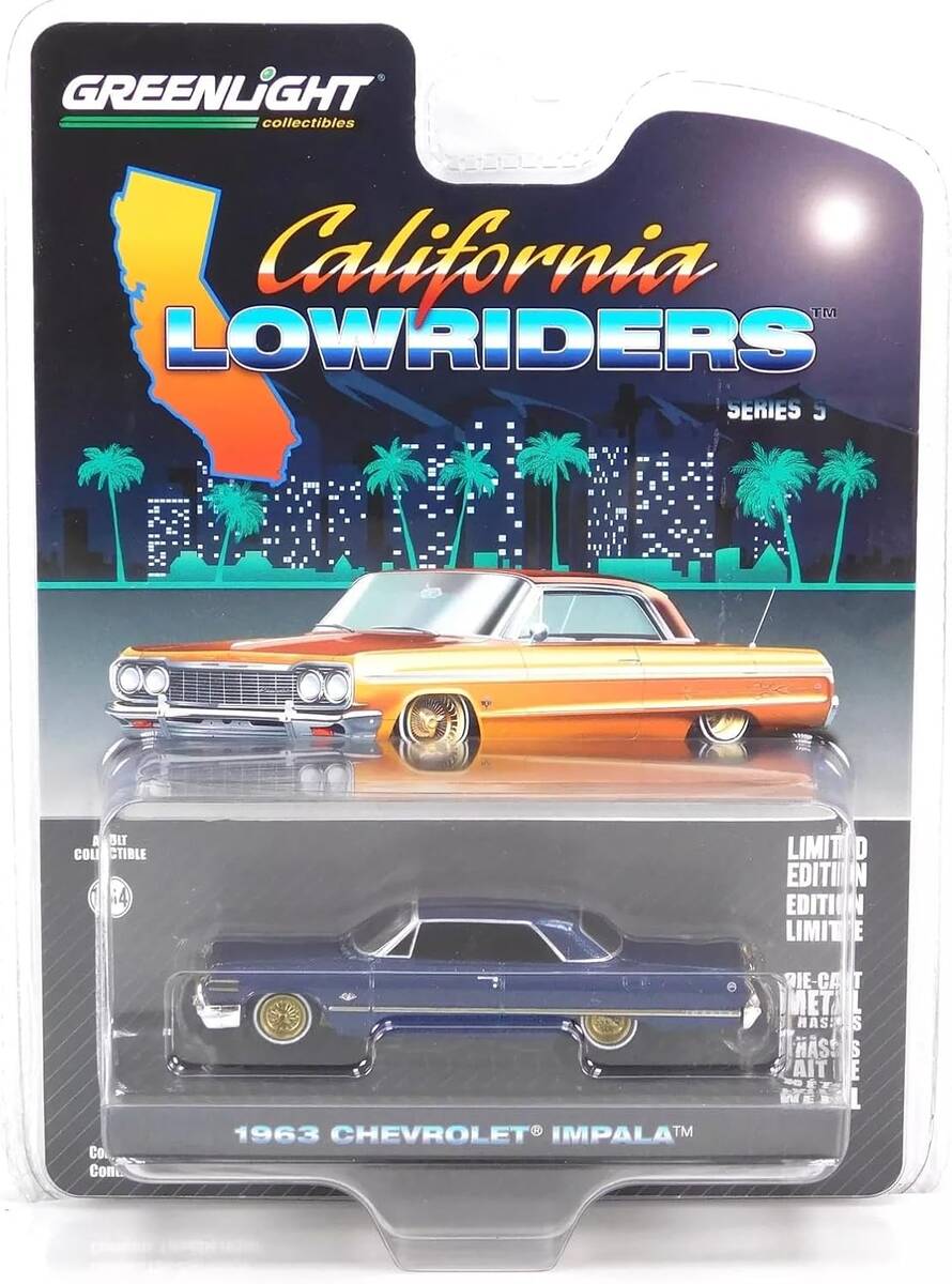 Greenlight 1/64 California Lowriders Series 5 - 1963 Chevrolet Impala – Dark Blue and Gold Solid Pack 63060-C