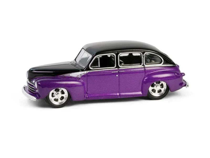 Greenlight 1/64 California Lowriders Series 6- 1946 Fordor Super Deluxe 63070-A