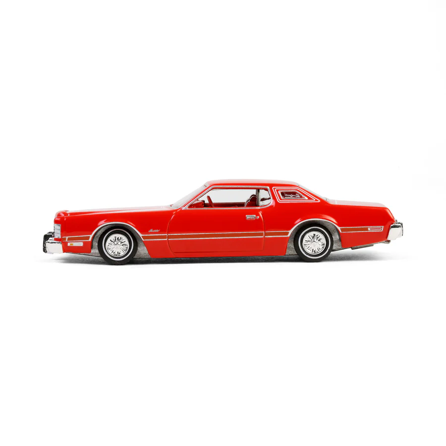 Greenlight 1/64 California Lowriders Series 6- 1973 Ford Thunderbird 63070-E