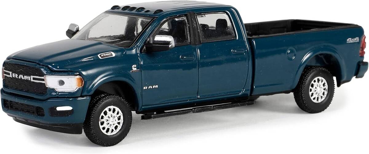 Greenlight 1/64 Showroom Floor Series 5- 2023 2500 Big Horn 68050-A