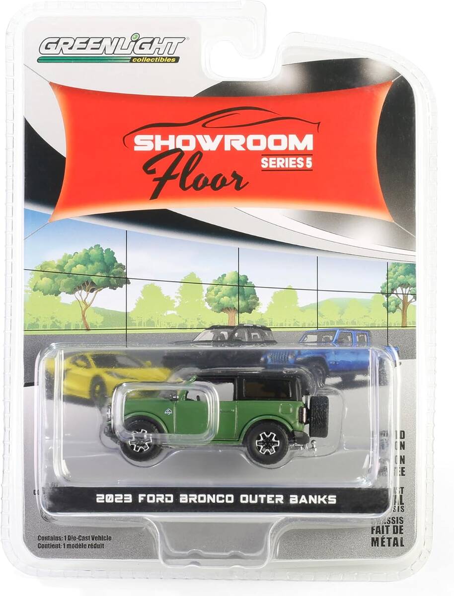 Greenlight 1/64 Showroom Floor Series 5- 2023 Bronco Outer Banks 68050-E