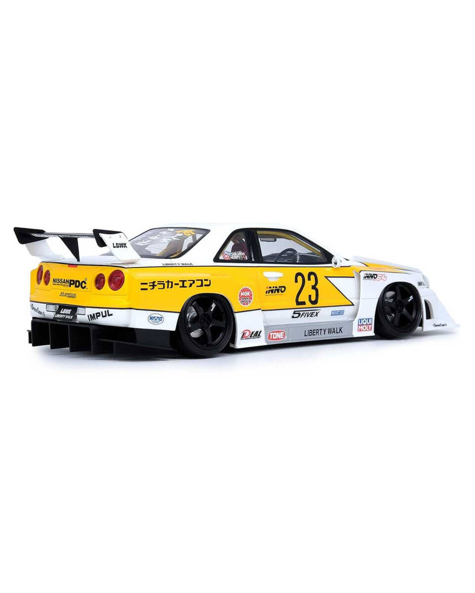 Inno 1/64 LBS Skyline Super Silhouette LB-ER34 Retro Color