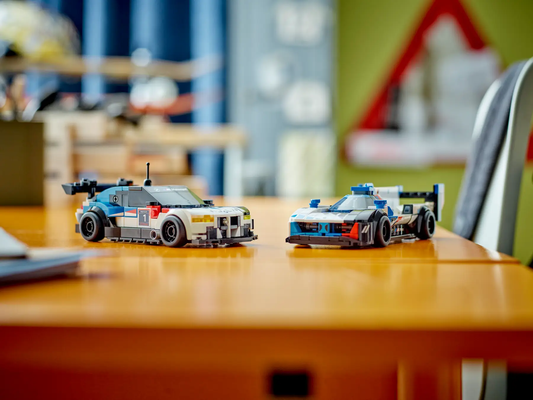 LEGO Speed Champions BMW M4 GT3 ve BMW M Hybrid V8 Yarış Arabaları 76922 - Thumbnail