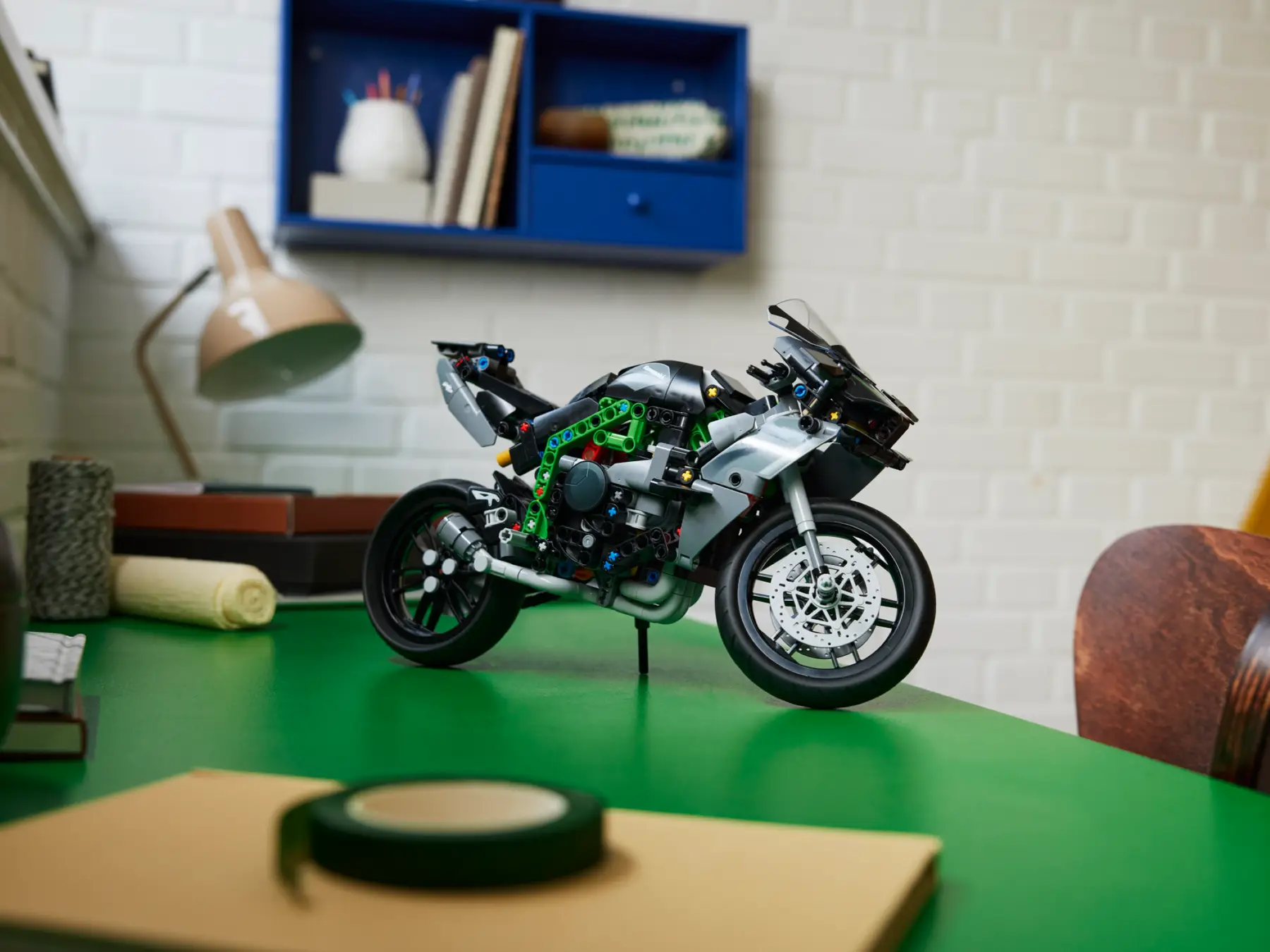 LEGO Technic Kawasaki Ninja H2R Motosiklet 42170
