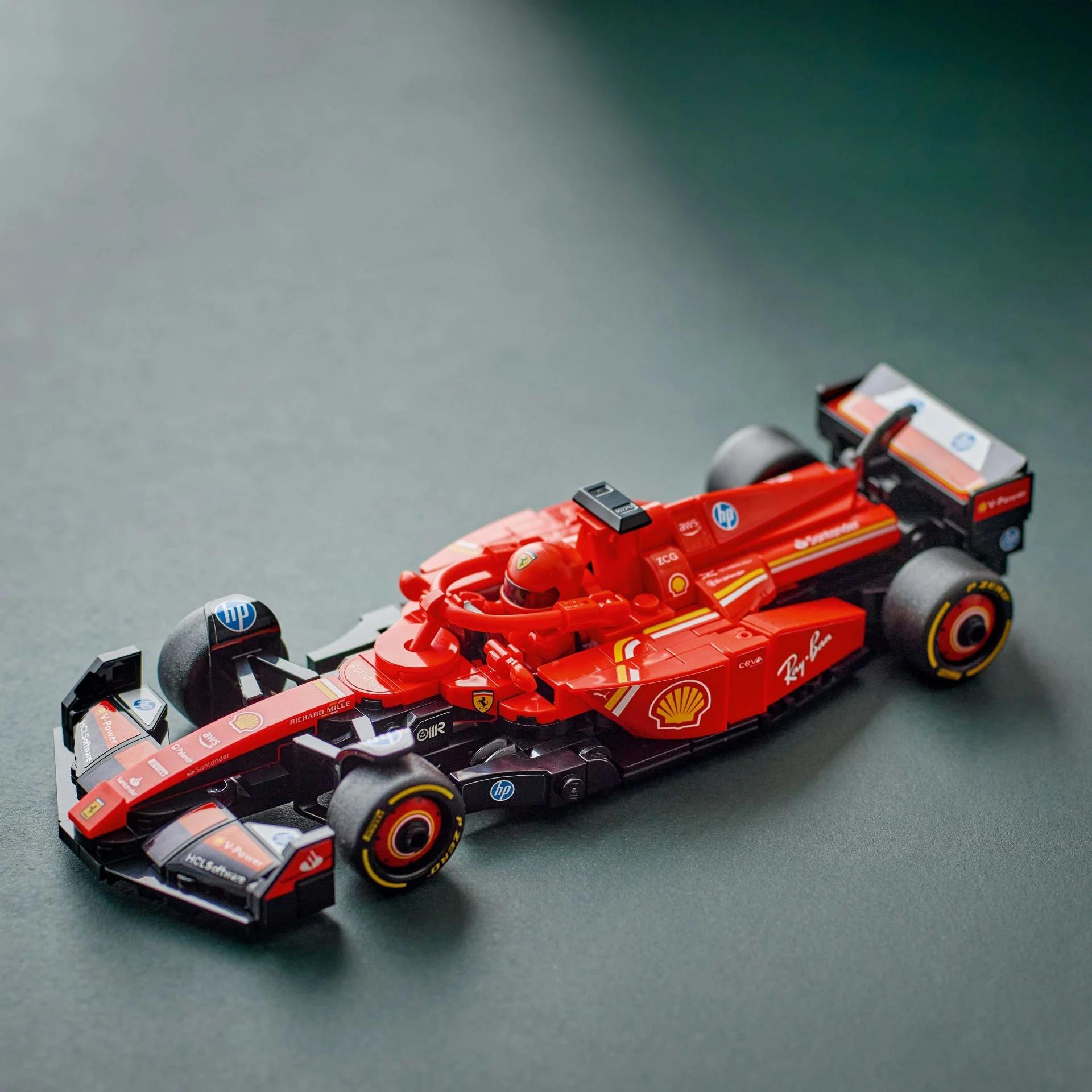 Lego Speed Champions Ferrari SF-24 F1 Yarış Arabası Sürücü Seti 77242