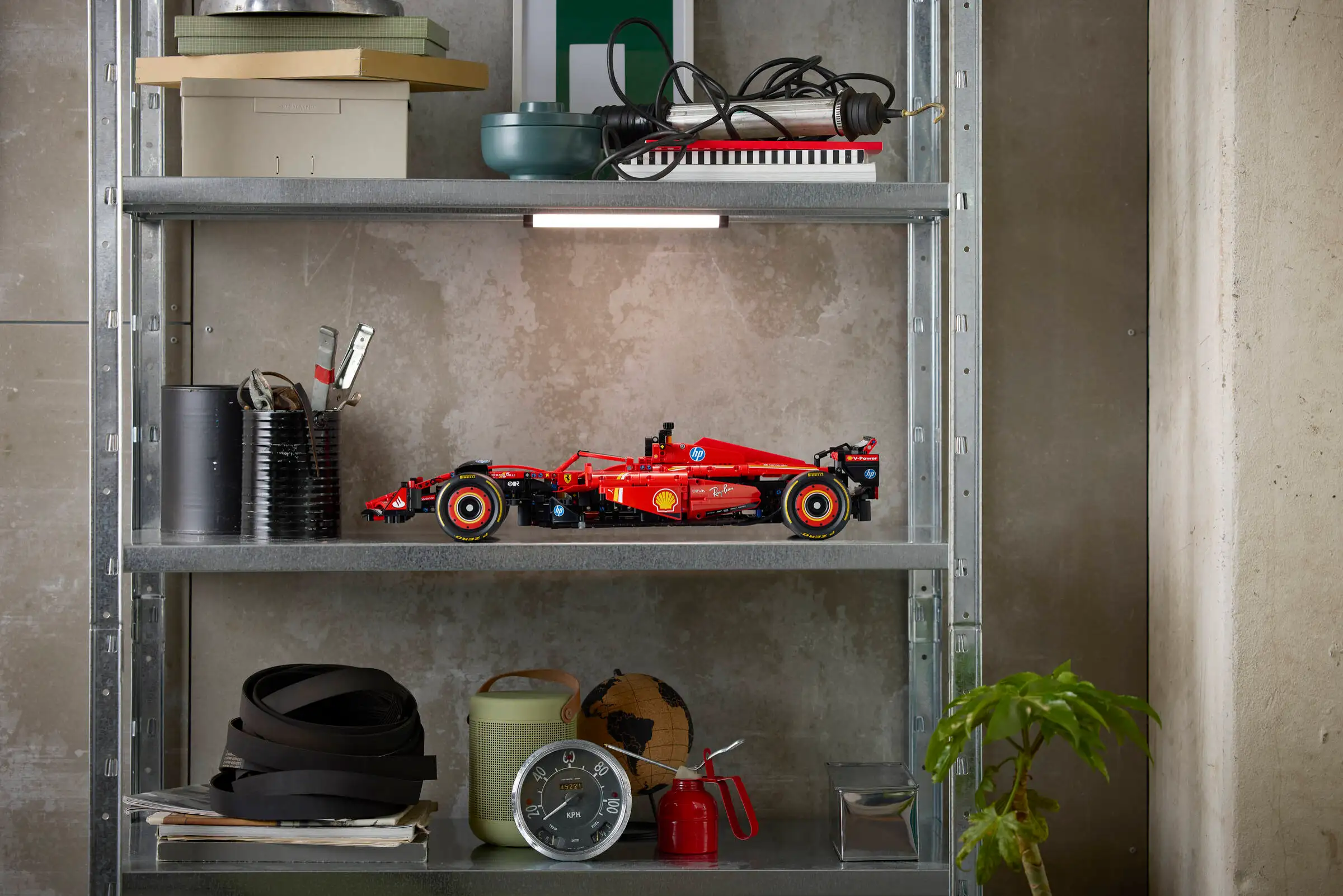 Lego Technic Ferrari SF-24 F1 Araba 42207
