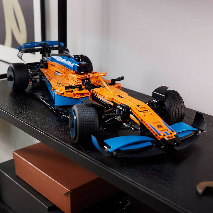 LEGO Technic McLaren Formula 1™ Yarış Arabası