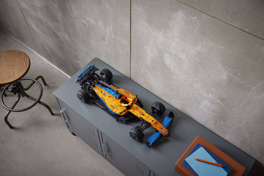 LEGO Technic McLaren Formula 1™ Yarış Arabası