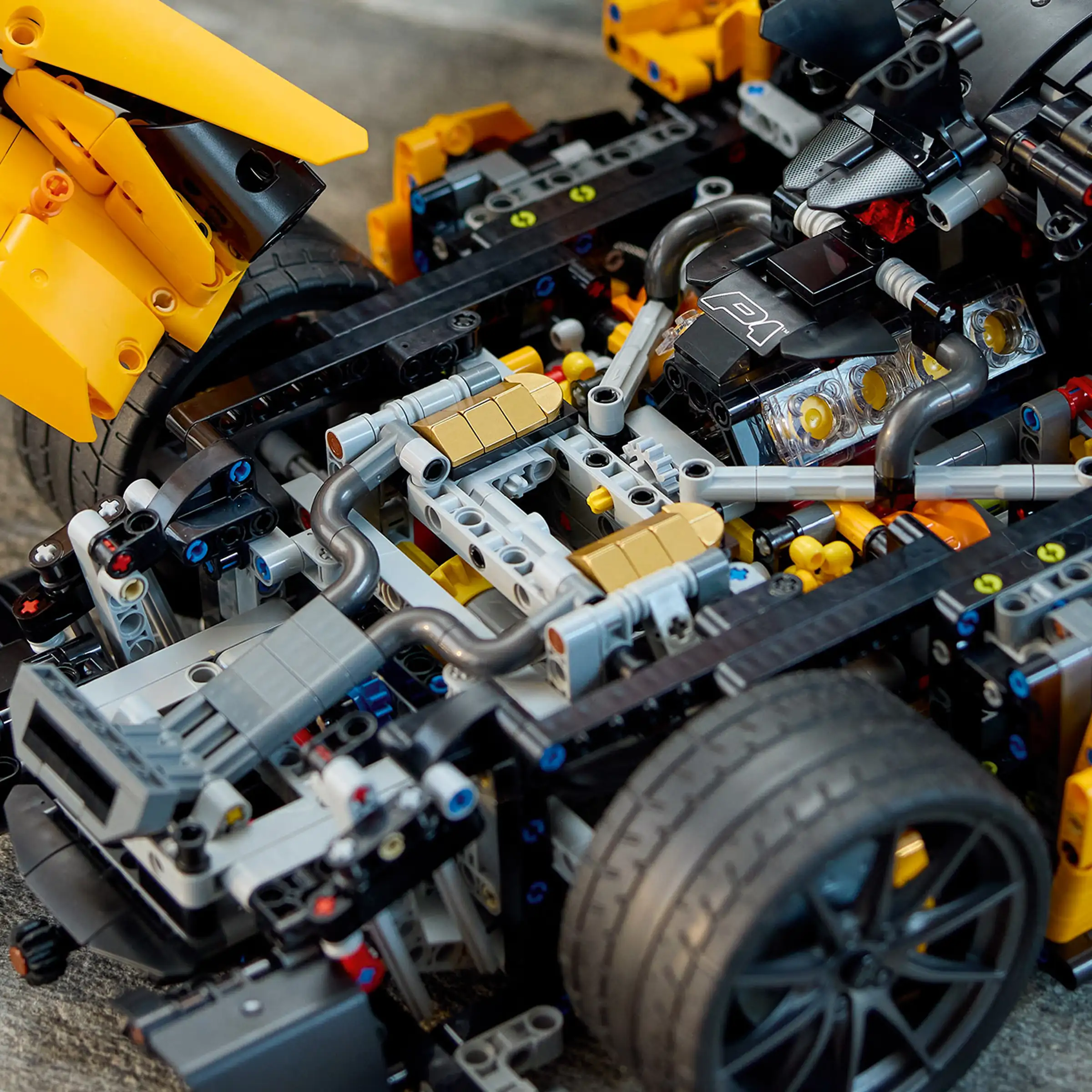 Lego Technic McLaren P1™ 42172