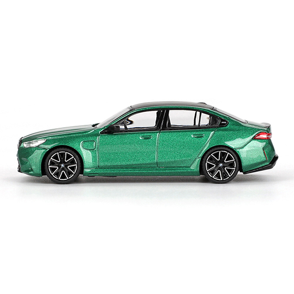 Mini GT 1/64 BMW M5 (G90) Isle of Man Green Metallic - Blister Paket MGT01086-BL - Thumbnail