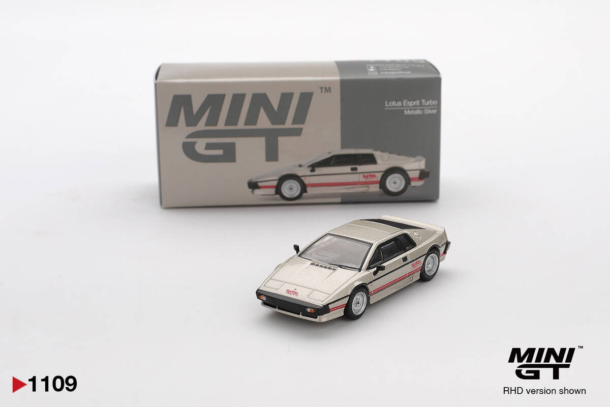 Mini GT 1/64 Lotus Esprit Turbo Metallic Silver MGT01109