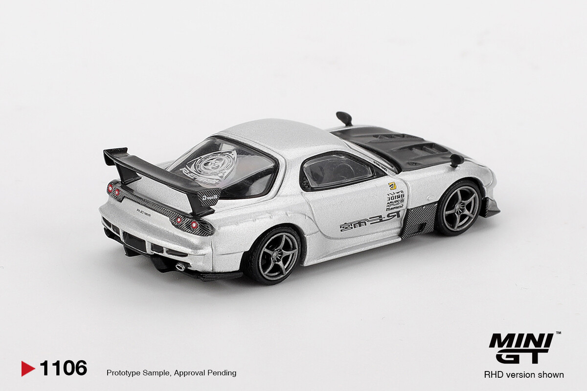 Mini GT 1/64 Mazda RX-7 RE-Amemiya Silver Metallic MGT01106 - Thumbnail