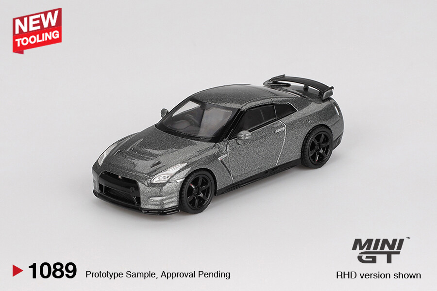 Mini GT 1/64 NISSAN GT-R 2013 Dark Metal Gray(NISMO R35 CRS Version) MGT01089 - Thumbnail
