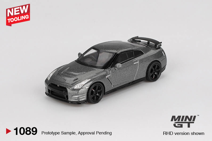 Mini GT 1/64 NISSAN GT-R 2013 Dark Metal Gray(NISMO R35 CRS Version) MGT01089