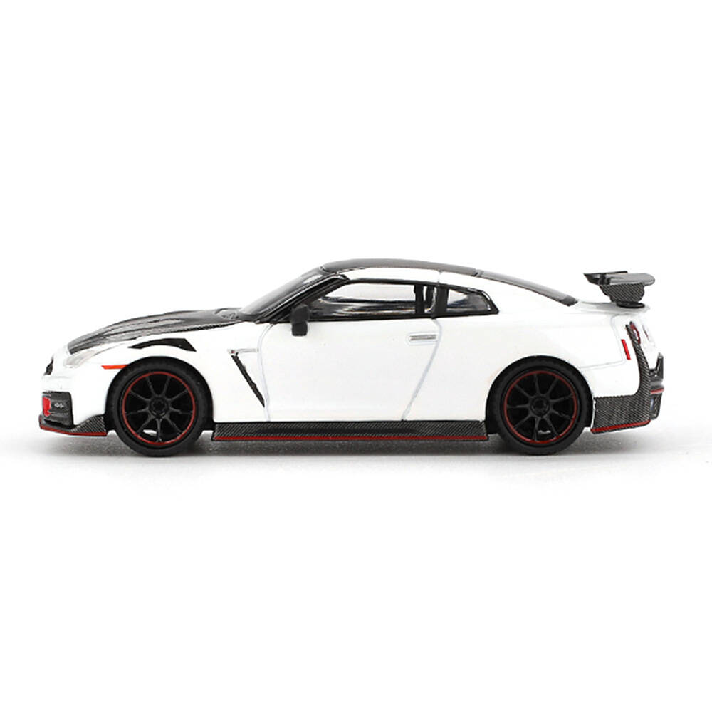Mini GT 1/64 Nissan GT-R Nismo 2024 Brilliant White Pearl - Blister Paket MGT01045-BL