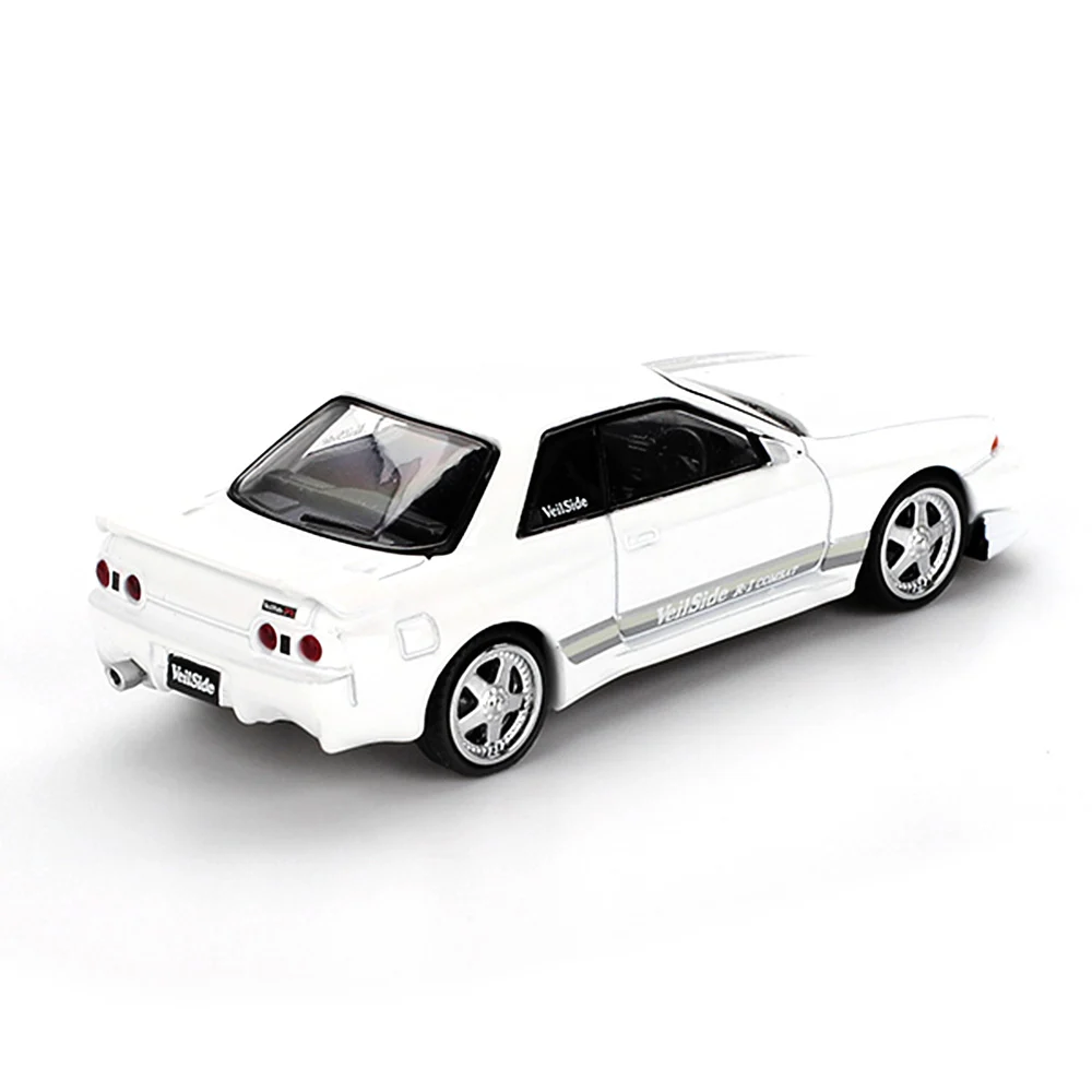 Mini GT 1/64 Nissan Skyline GT-R (R32) VeilSide Combat C-I White MGT01066-BL