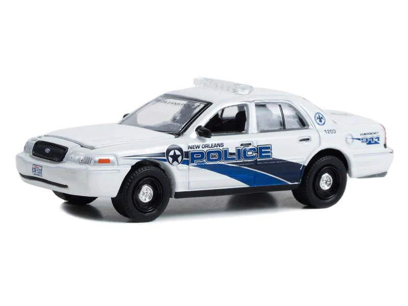 Greenlight 1/64 Hollywood Series 39- 2006 Ford Crown Victoria Police 44990-E