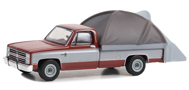 Greenlight 1/64 The Great Outdoors Series 3- 1982 Chevrolet C-10 Silverado 38050-C - Thumbnail