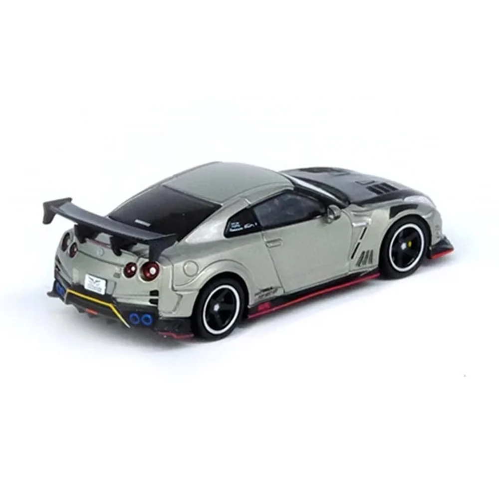 Inno 1/64 Nissan Skyline GT-R R35 'Top Secret