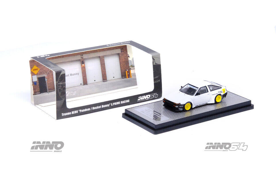 Inno 1/64 TOYOTA COROLLA TRUENO AE86 