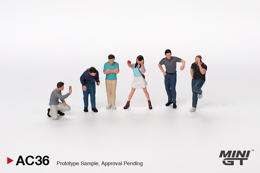 Mini GT - Mini GT 1/64 Figurine: Car Enthusiasts MGTAC36 Mini GT - Mini GT 1/64 Figurine: Car Enthusiasts MGTAC36