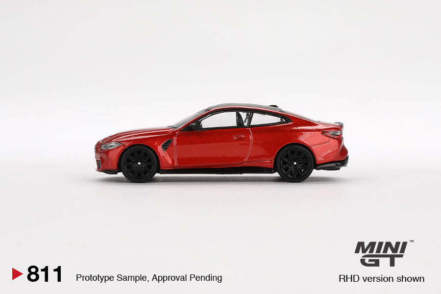 (ÖN SATIŞ) Mini GT 1/64 BMW M4 Competition (G82) Sakhir Orange MGT00811