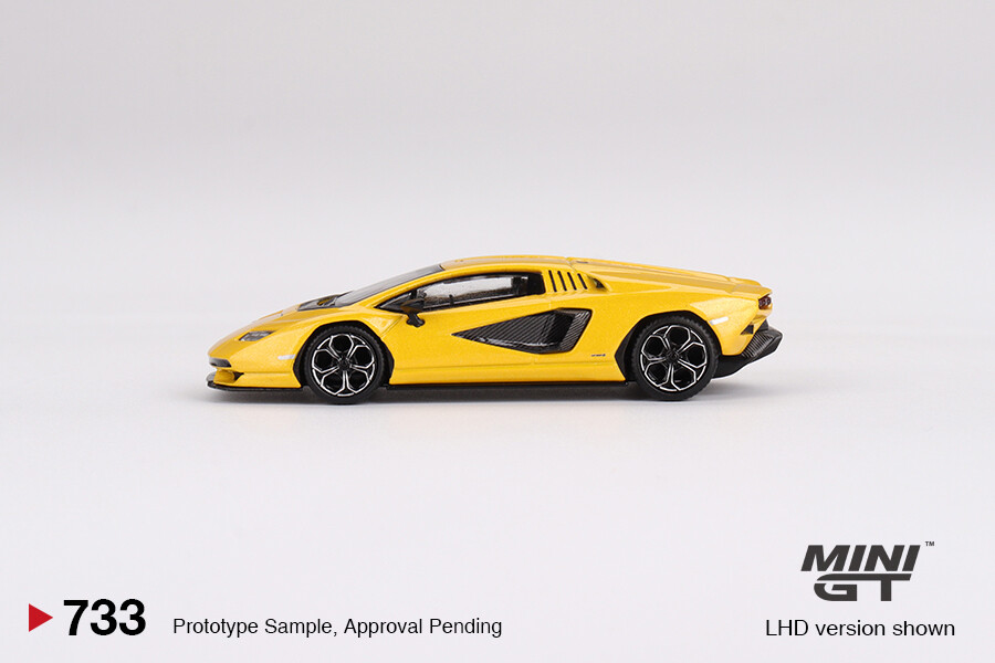 Mini GT 1/64 Lamborghini Countach LPI 800-4 New Giallo Orion MGT00733 - Thumbnail