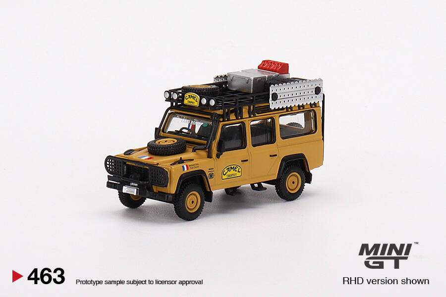 Mini GT 1/64 Land Rover Defender 110 1989 Camel Trophy Amazon Team France MGT00463