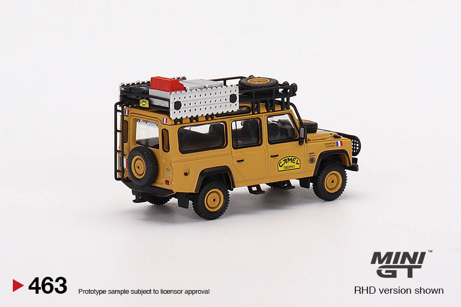 Mini GT 1/64 Land Rover Defender 110 1989 Camel Trophy Amazon Team France MGT00463