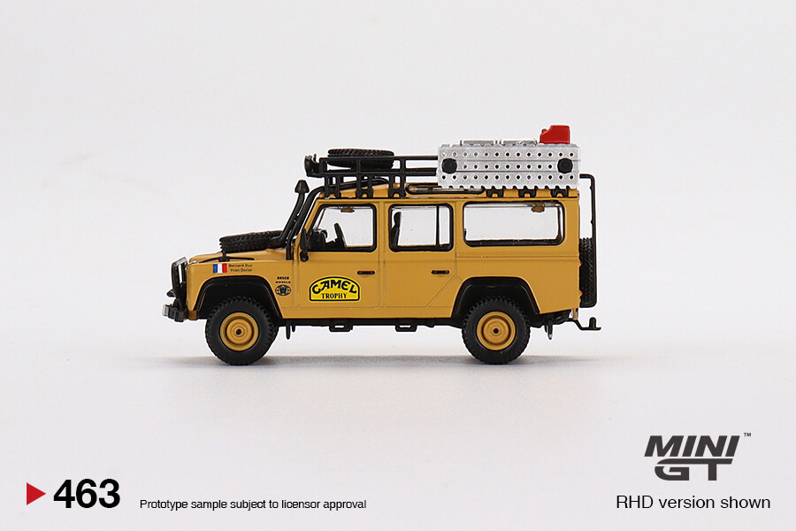 Mini GT 1/64 Land Rover Defender 110 1989 Camel Trophy Amazon Team France MGT00463 - Thumbnail