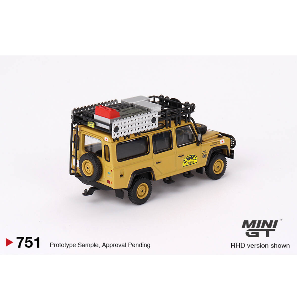 Mini GT 1/64 Land Rover Defender 110 1989 Camel Trophy Amazon Team Japan MGT00751