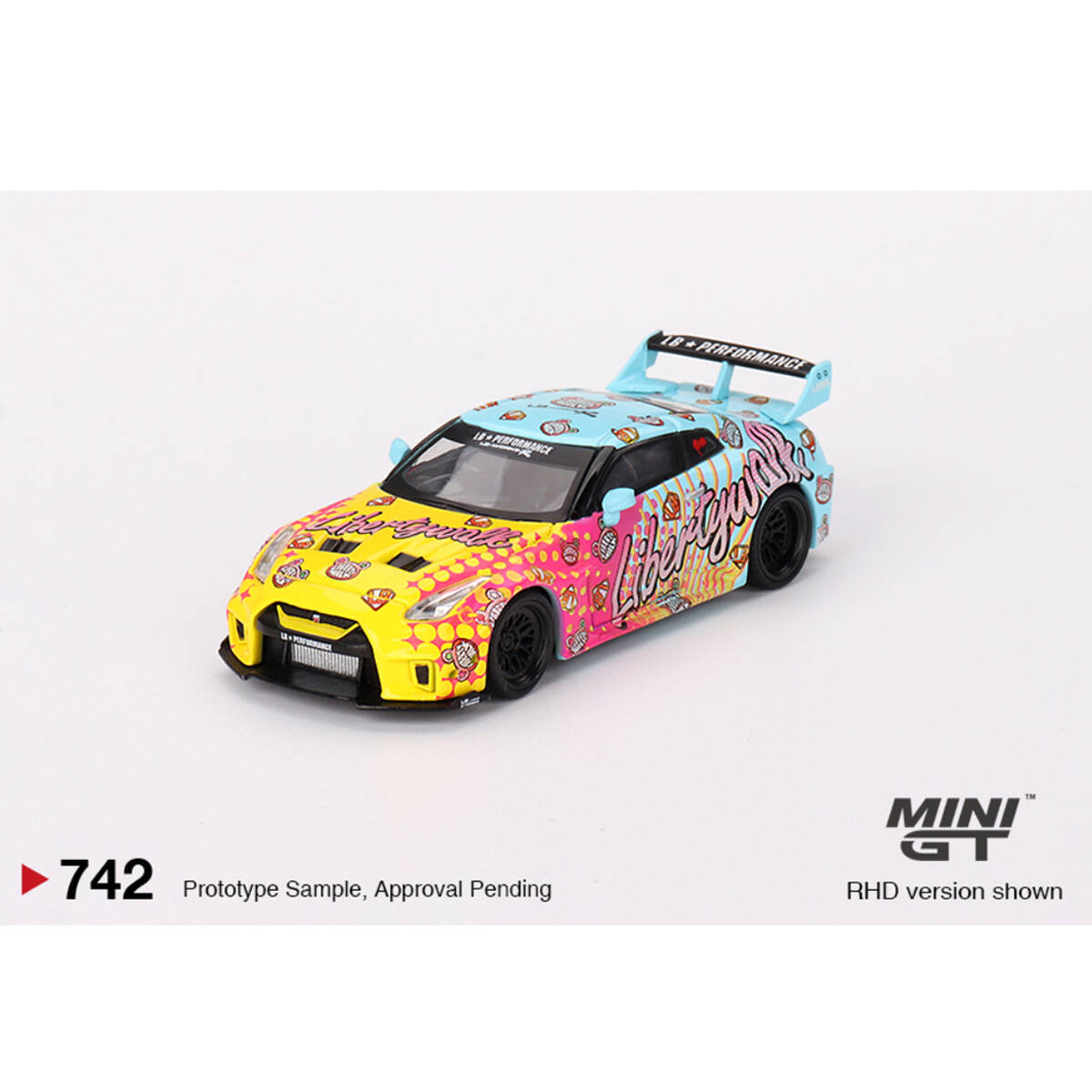 Mini GT 1/64 LB-Silhouette WORKS GT NISSAN 35GT-RR Ver.1 LBWK KUMA MGT00742