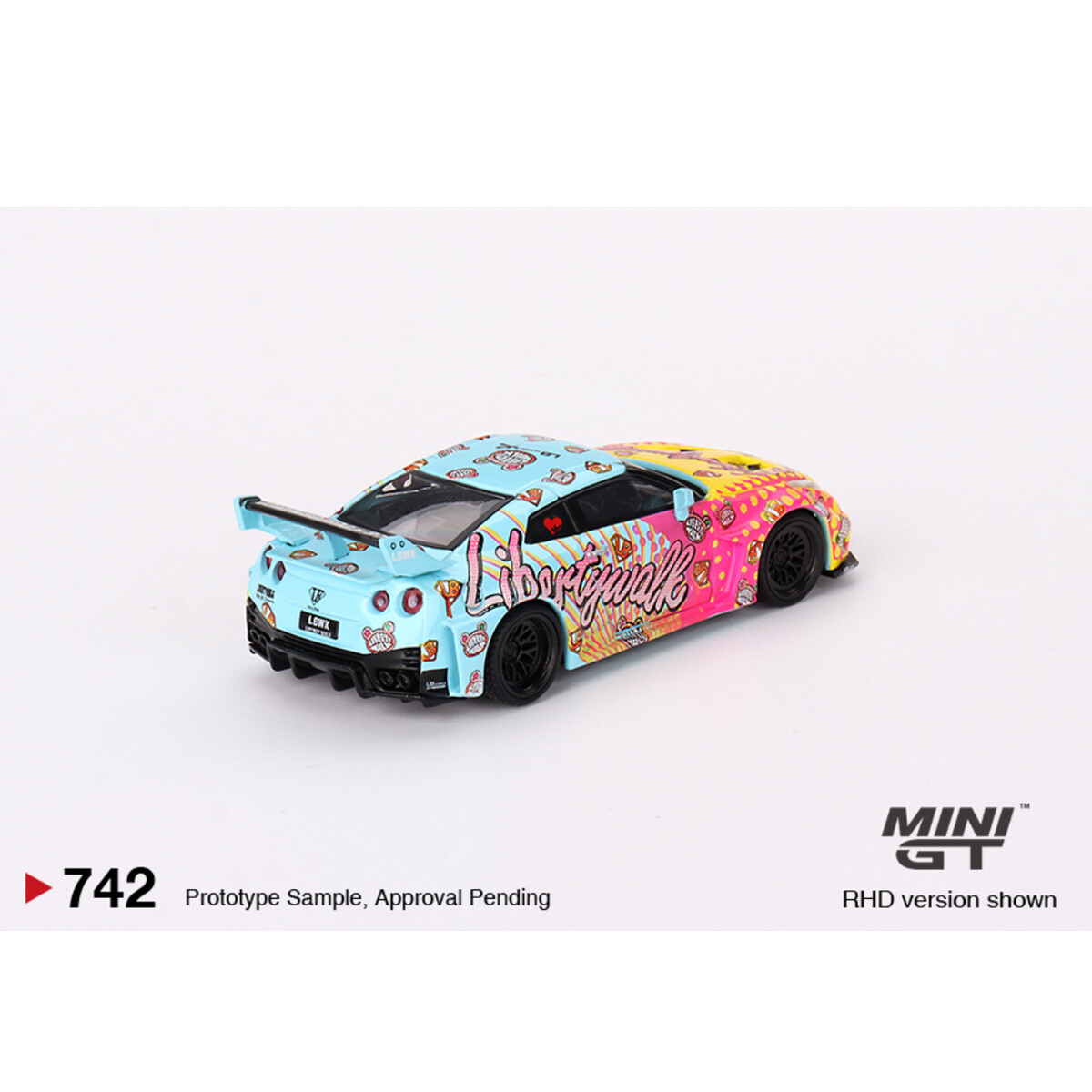Mini GT 1/64 LB-Silhouette WORKS GT NISSAN 35GT-RR Ver.1 LBWK KUMA MGT00742 - Thumbnail