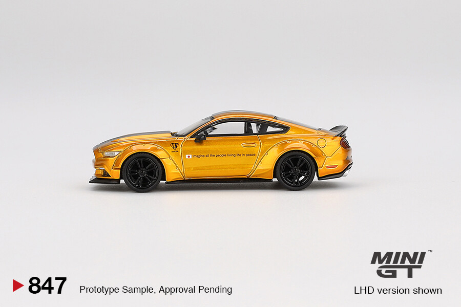 (ÖN SATIŞ) Mini GT 1/64 LB-WORKS FORD MUSTANG LB Gold - Blister Paket MGT00847-BL - Thumbnail