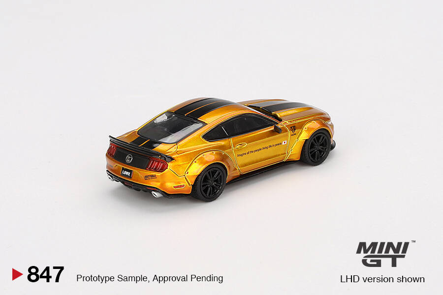 (ÖN SATIŞ) Mini GT 1/64 LB-WORKS FORD MUSTANG LB Gold - Blister Paket MGT00847-BL