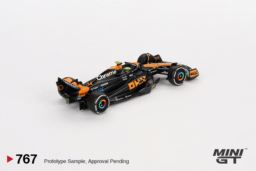(ÖN SATIŞ) Mini GT 1/64 McLaren MCL60 #4 Lando Norris 2023 F1 2023 Japanese GP 2nd Place MGT00767 - Thumbnail