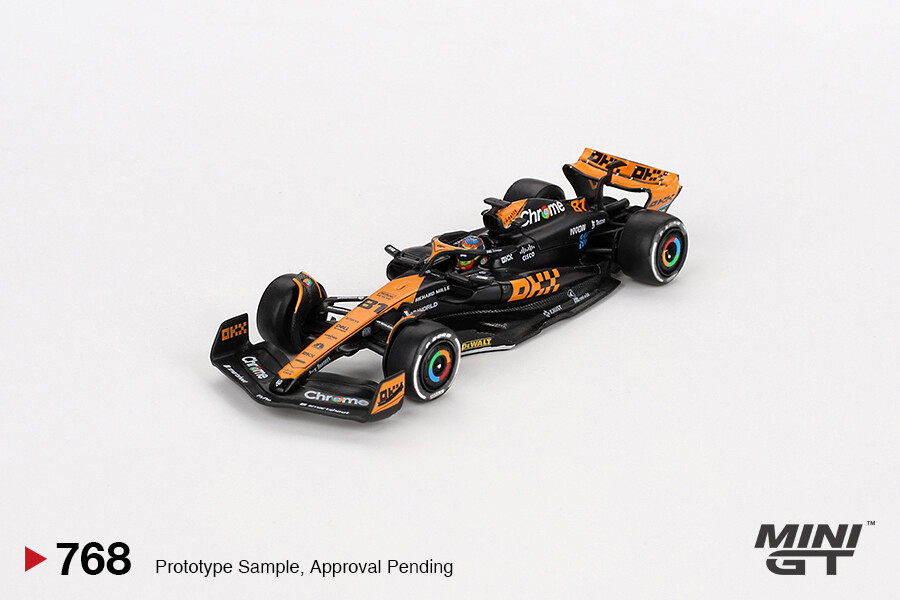 (ÖN SATIŞ) Mini GT 1/64 McLaren MCL60 Oscar Piastri 2023 F1 2023 Japanese GP 3rd Place MGT00768 - Thumbnail