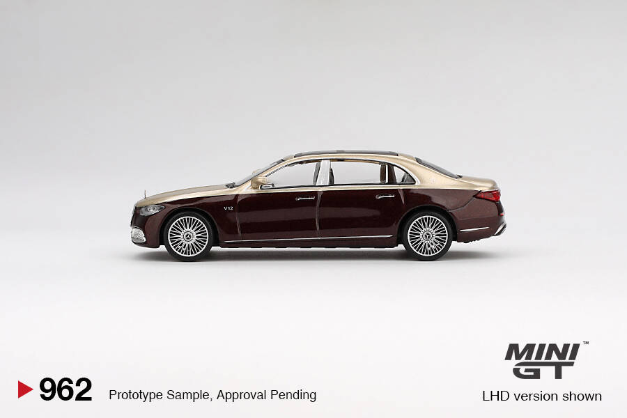 (ÖN SATIŞ) Mini GT 1/64 Mercedes-Maybach S680 Gold / Dark Red Metallic MGT00962