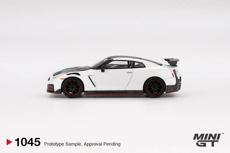 (ÖN SATIŞ) Mini GT 1/64 Nissan GT-R Nismo 2024 Brilliant White Pearl MGT01045