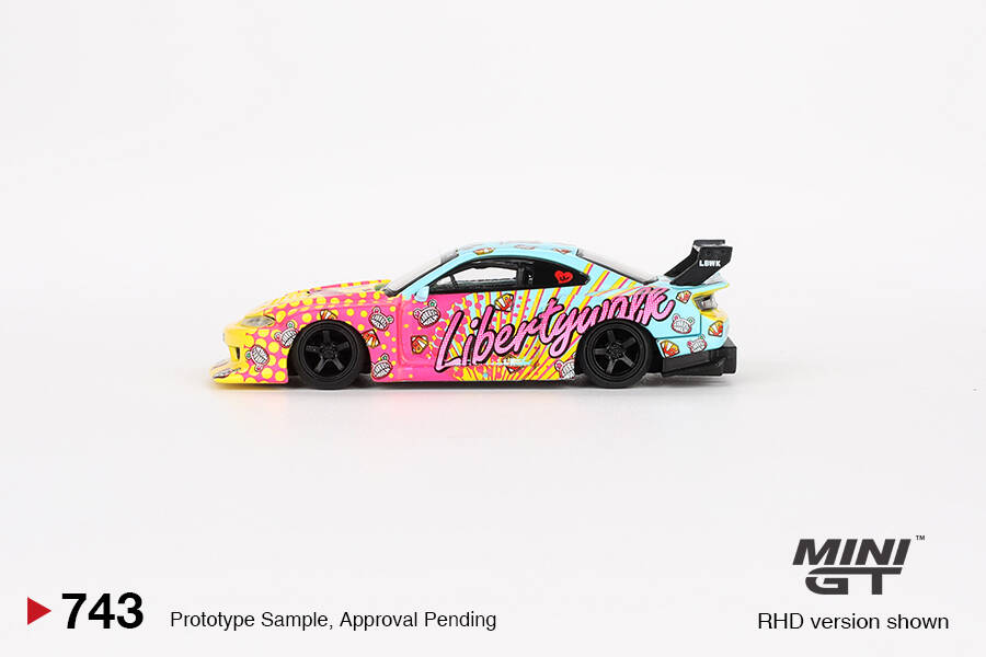 Mini GT 1/64 Nissan LB-Super Silhouette S15 SILVIA LBWK KUMA MGT00743