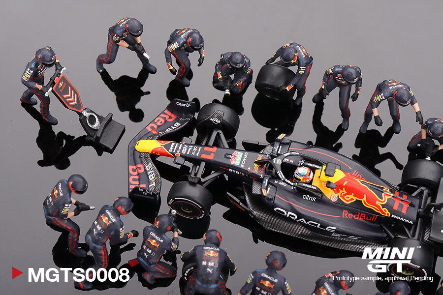 Mini GT 1/64 Oracle Red Bull Racing RB18 Sergio Pérez 2022 Abu Dhabi GP Pit Crew Set Limited Edition 5000 Sets MGTS0008 - Thumbnail