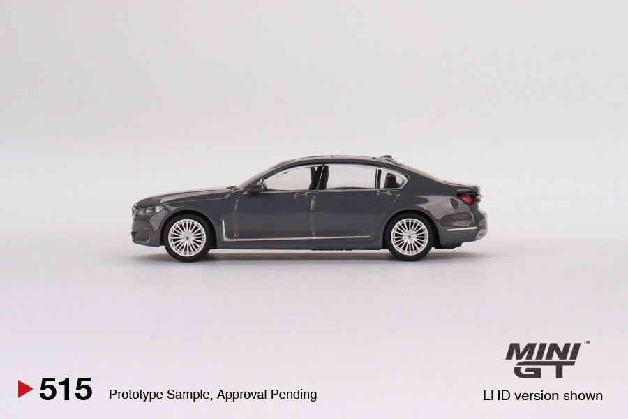 Mini GT BMW 750Li xDrive Bernina Grey Amber Effect MGT00515 - Thumbnail