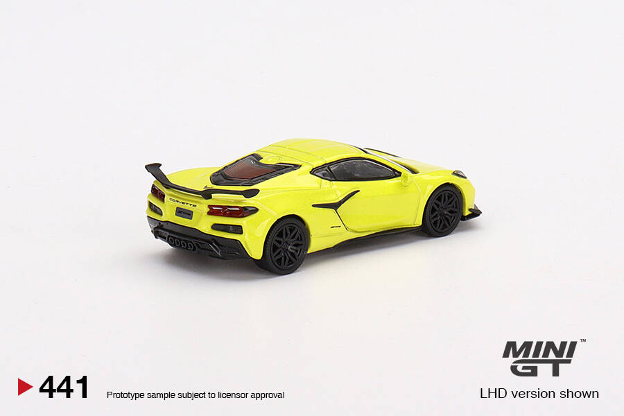 (ÖN SATIŞ) Mini GT Chevrolet Corvette Z06 2023 Accelerate Yellow MGT00441