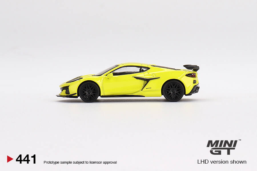 (ÖN SATIŞ) Mini GT Chevrolet Corvette Z06 2023 Accelerate Yellow MGT00441