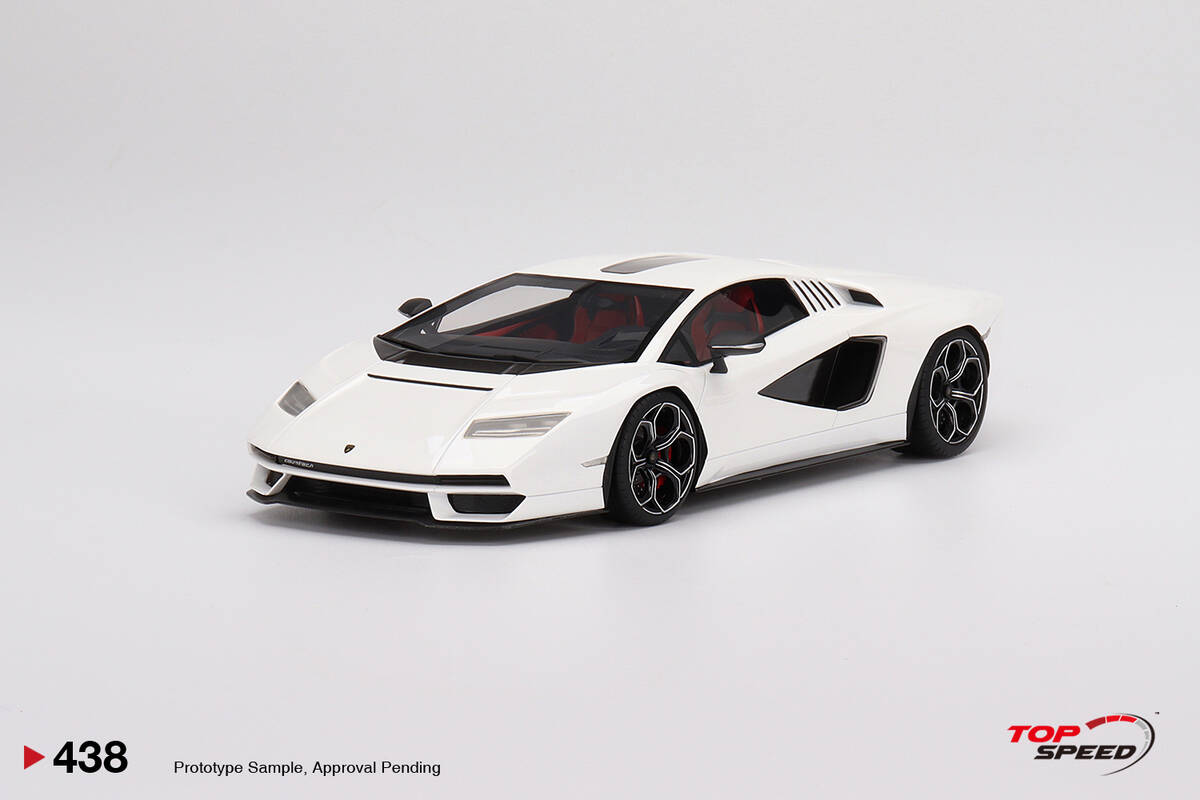 TopSpeed 1/18 Lamborghini Countach LPI 800-4 Bianco Siderale TS0438