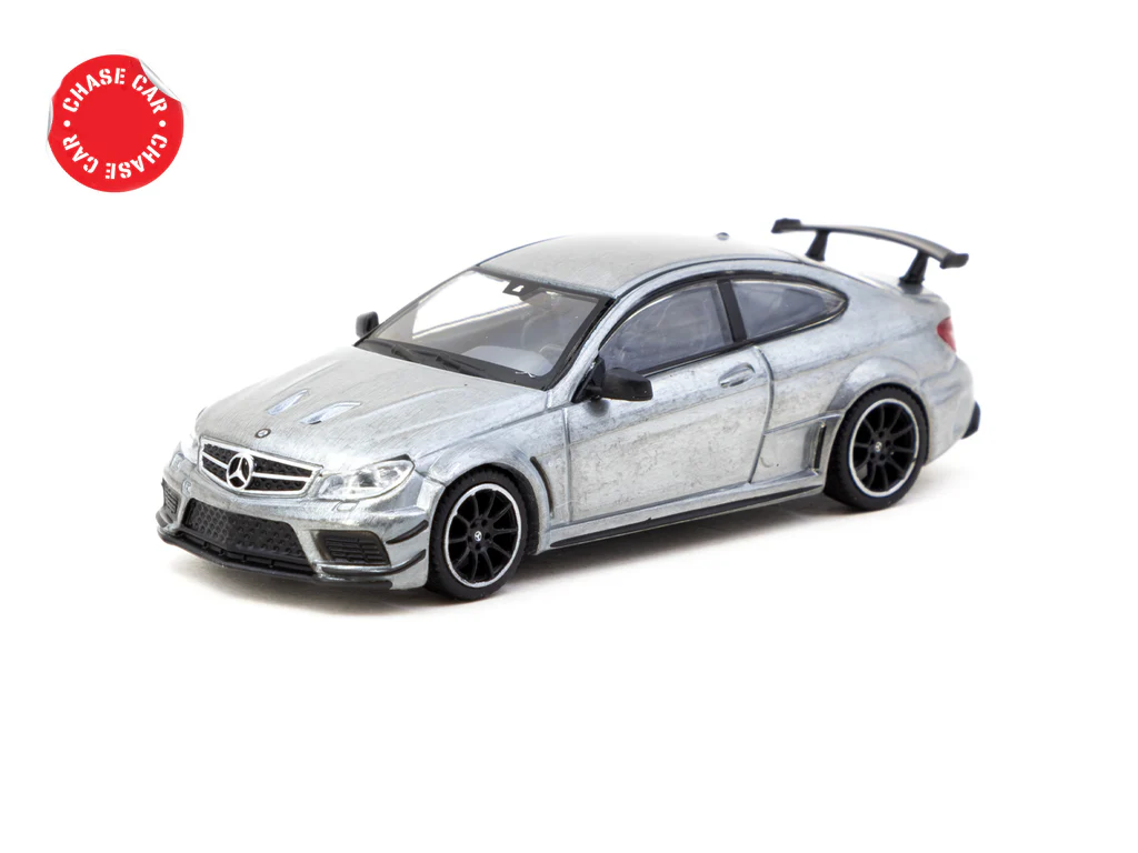 Tarmac Works 1/64 Mercedes-Benz C 63 AMG Coupé Black Series Matte Black - GLOBAL64 T64G-009-MB