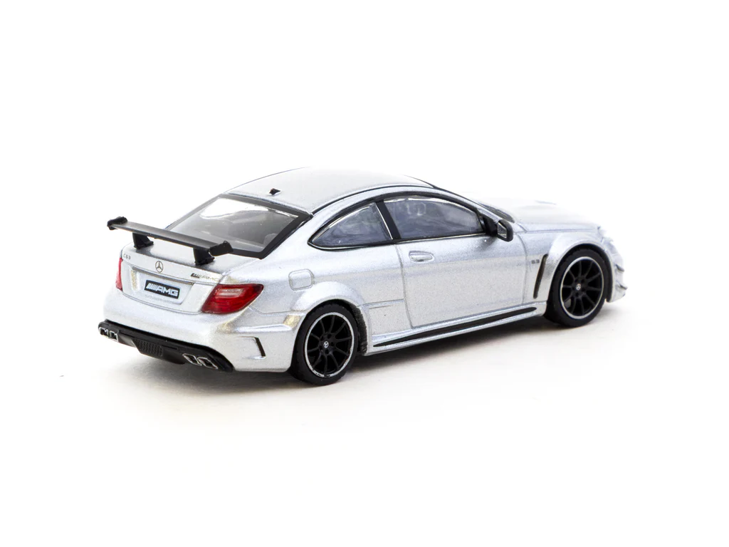 Tarmac Works 1/64 Mercedes-Benz C 63 AMG Coupé Black Series Silver Metallic - GLOBAL64 T64G-009-SL - Thumbnail