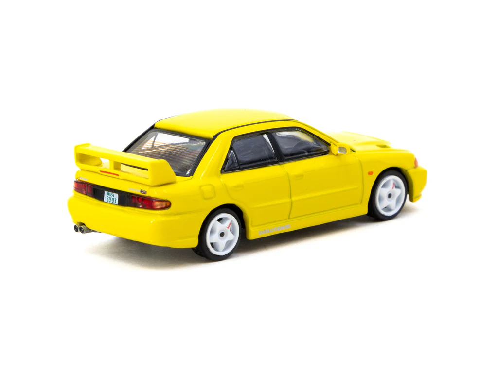 Tarmac Works 1/64 Mitsubishi Lancer GSR Evolution III Yellow with Tarmac Cards - GLOBAL64 T64G-050-YL