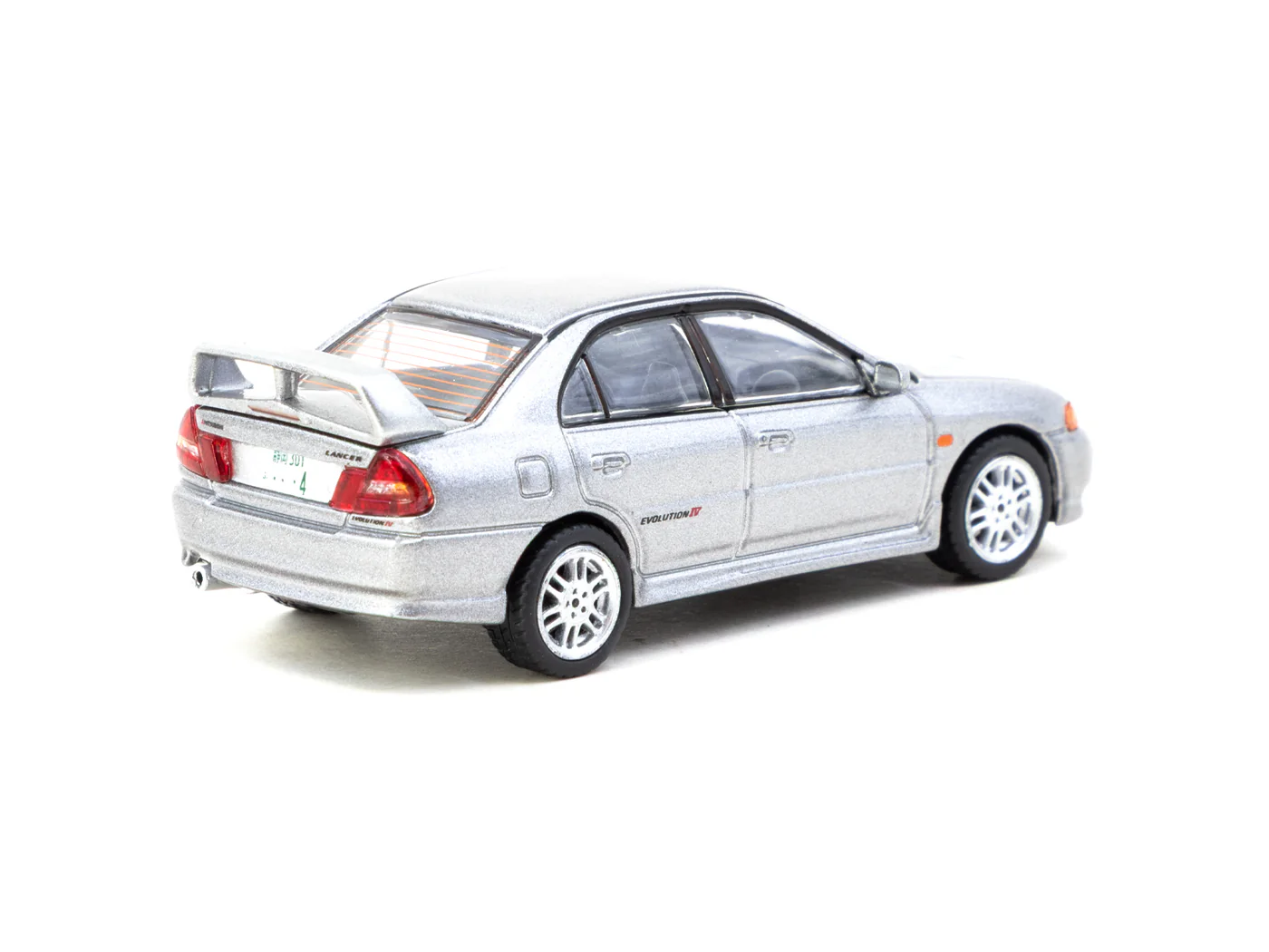 Tarmac Works 1/64 Mitsubishi Lancer GSR Evolution IV Silver with Tarmac Cards - GLOBAL64 T64G-076-SL